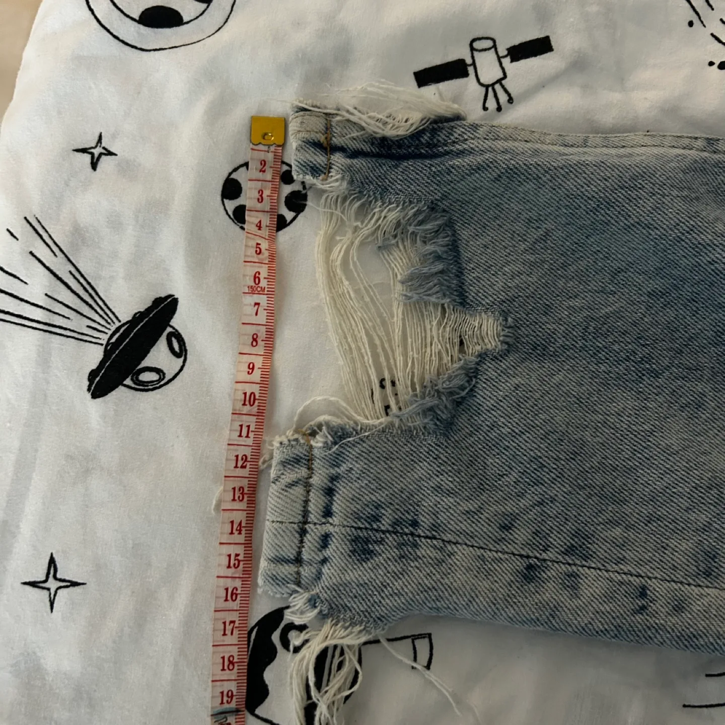 Zara Jeans, Size 6 image indicator(10)