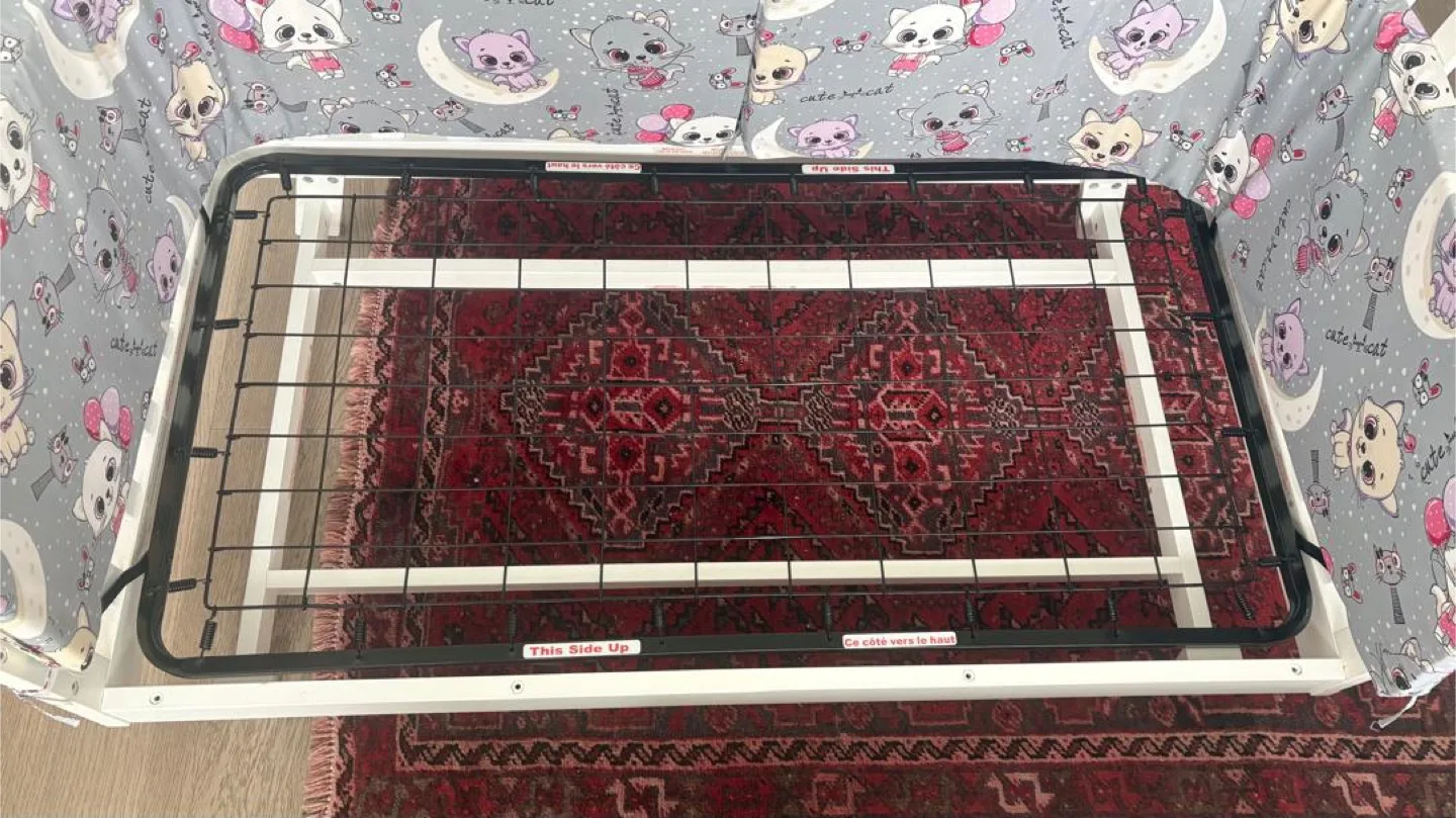 IKEA Baby crib & changing table image indicator(5)