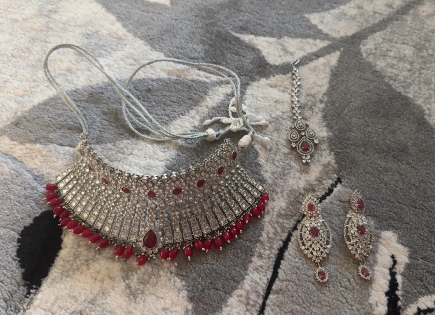 Silver & Red Indian Jewellery Set thumbnail