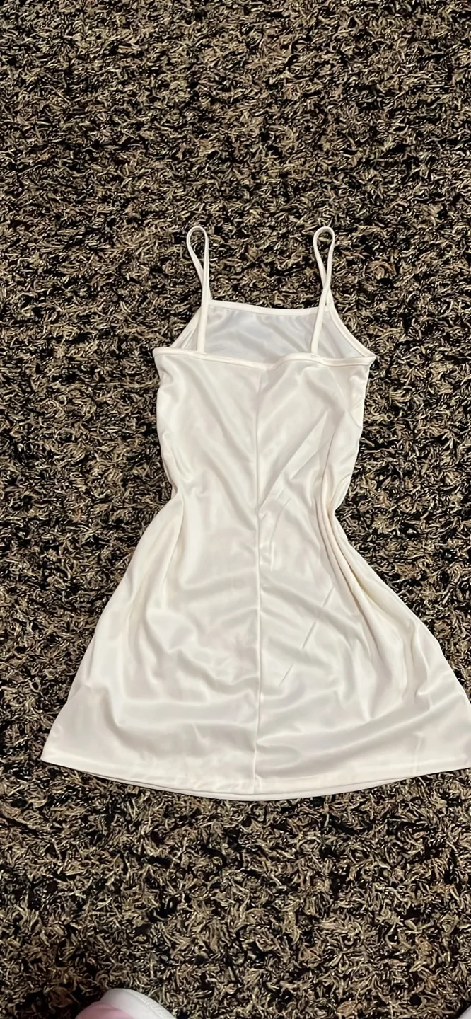 White Slip Dress image indicator(2)