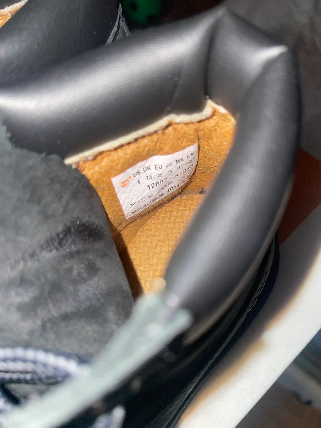 Timberland construction boots image indicator(4)