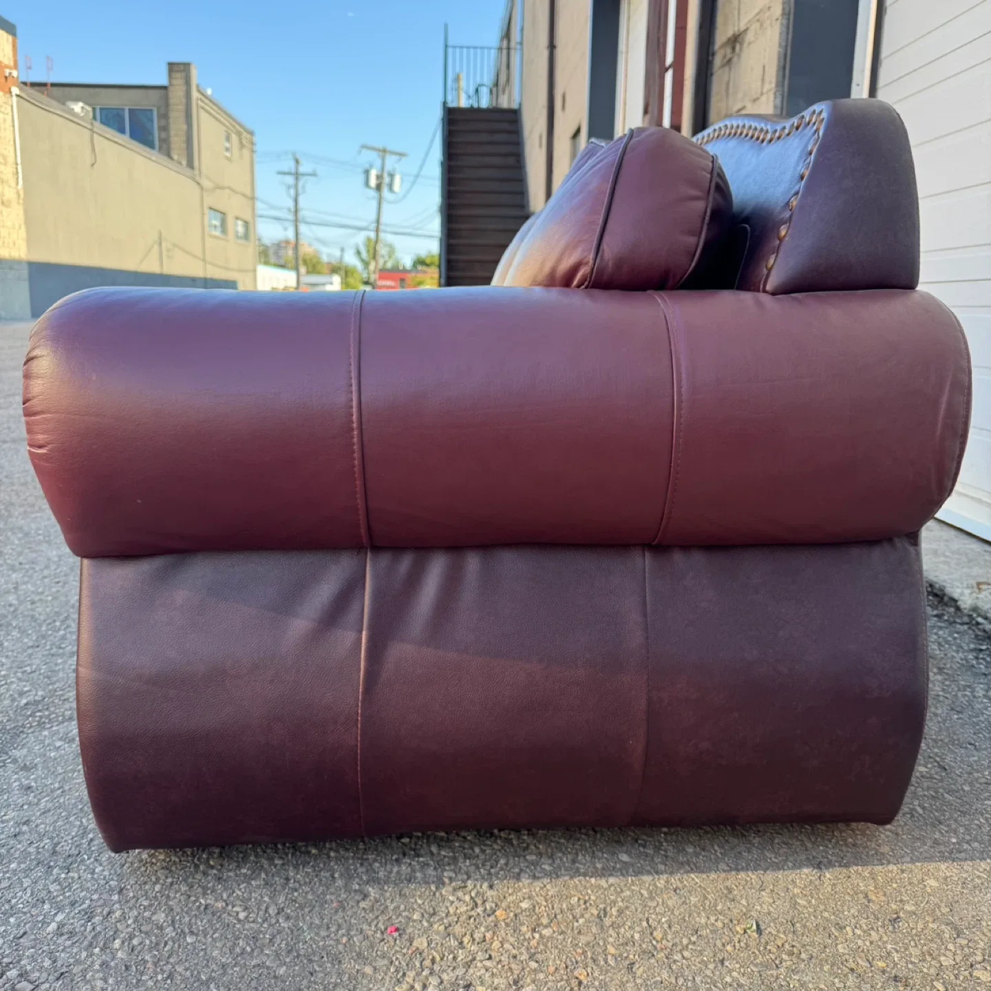 Burgundy Leather Loveseat with Nailhead Trim – Used image indicator(6)