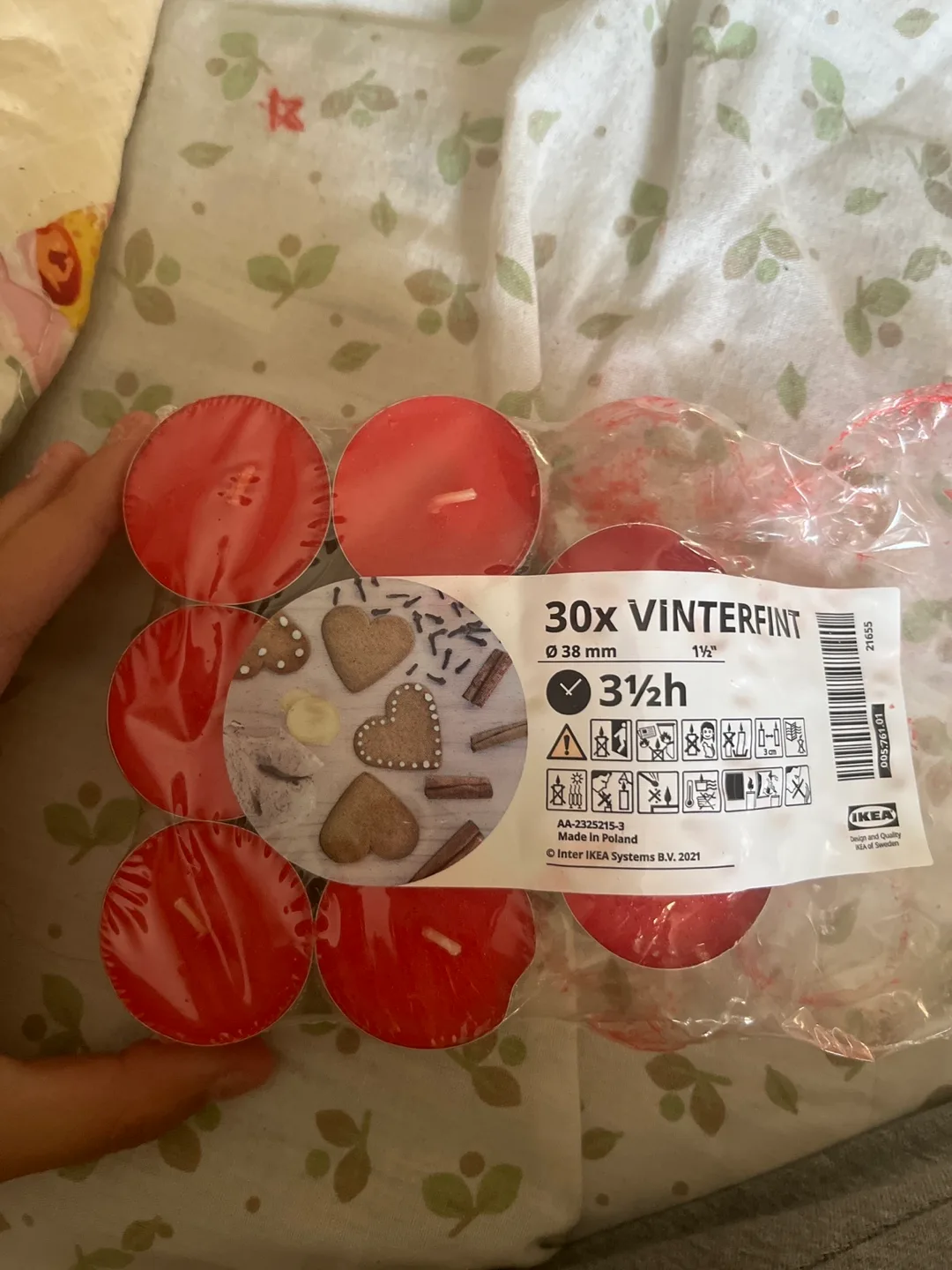 IKEA VINTERFINT 16 Tea Lights - snickerdoodle scent