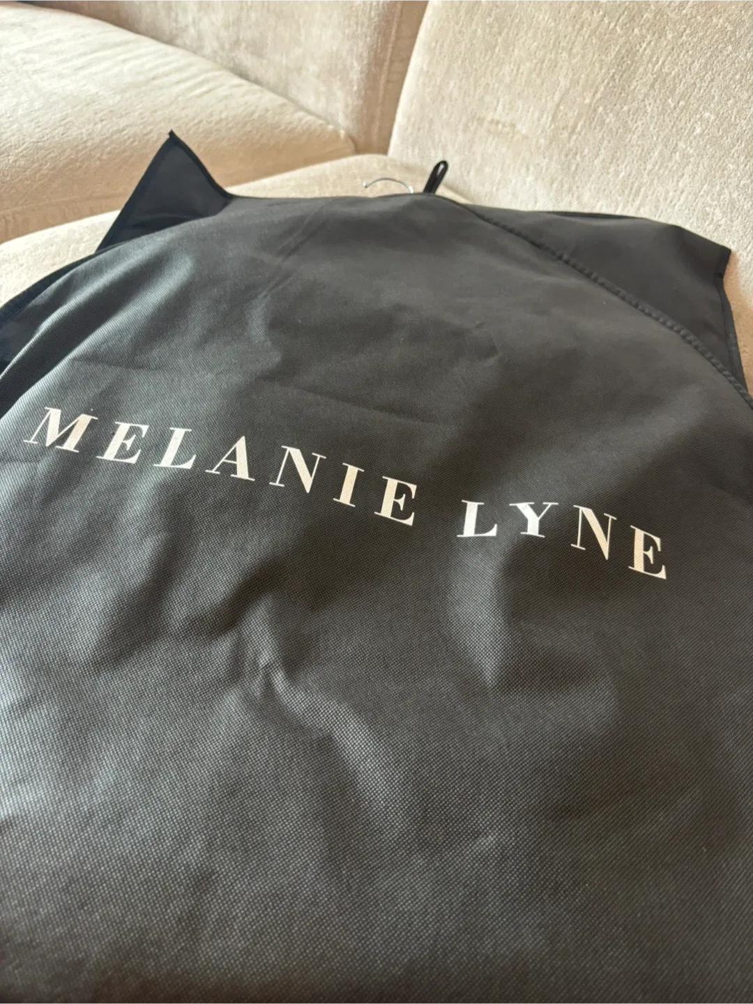 Robe de soirée Melanie Lyne thumbnail