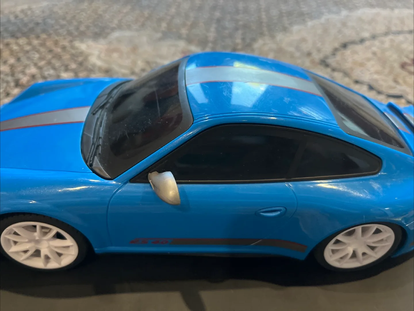 Porsche GT3RS 4.0 Diecast Model Car image indicator(2)