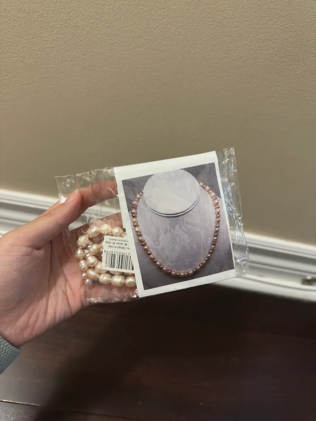 Pearl Necklace Making Kit thumbnail