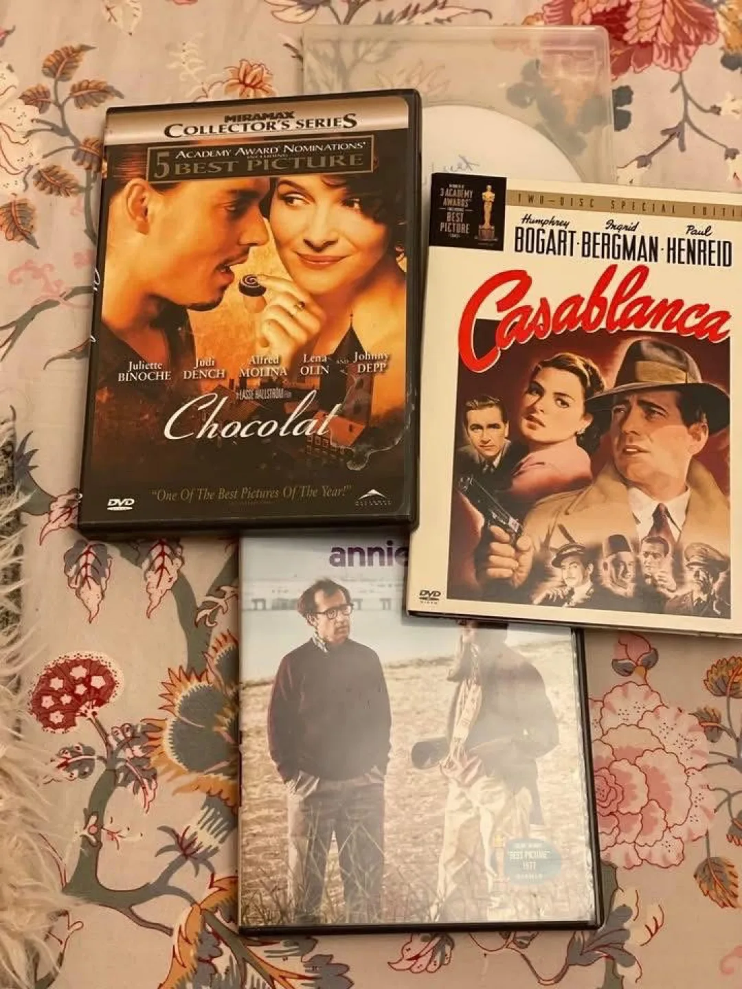 DVD Movies: Chocolat, Casablanca, Annie Hall thumbnail