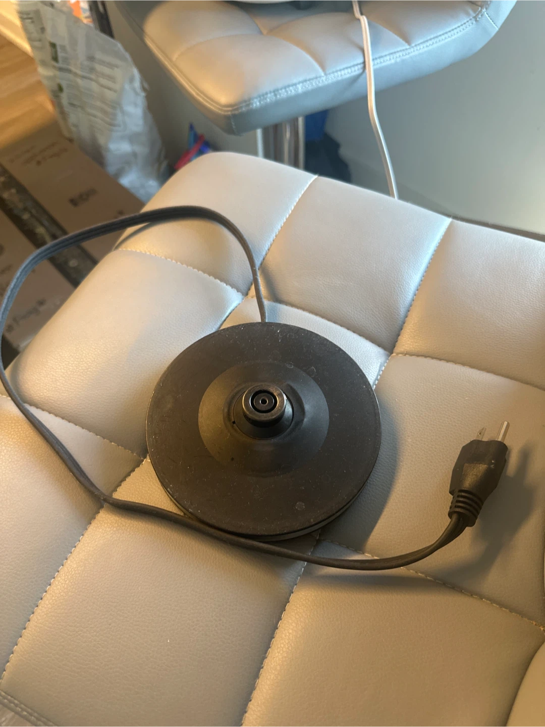 Salton Cordless Glass Kettle - 1.7L - photo 3