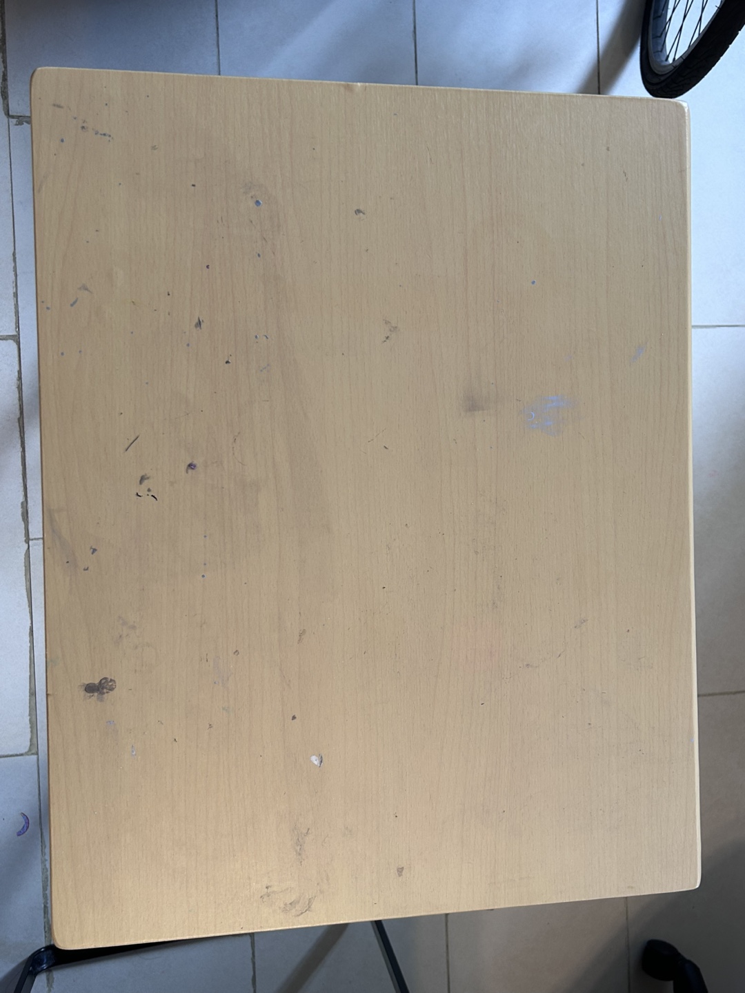 Kids Desk and Chair - photo 3
