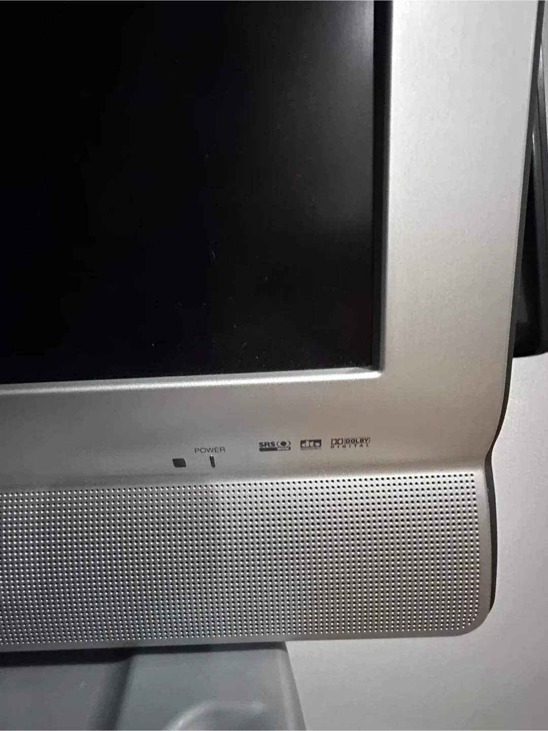 Sharp LCD TV/DVD Combo image indicator(2)