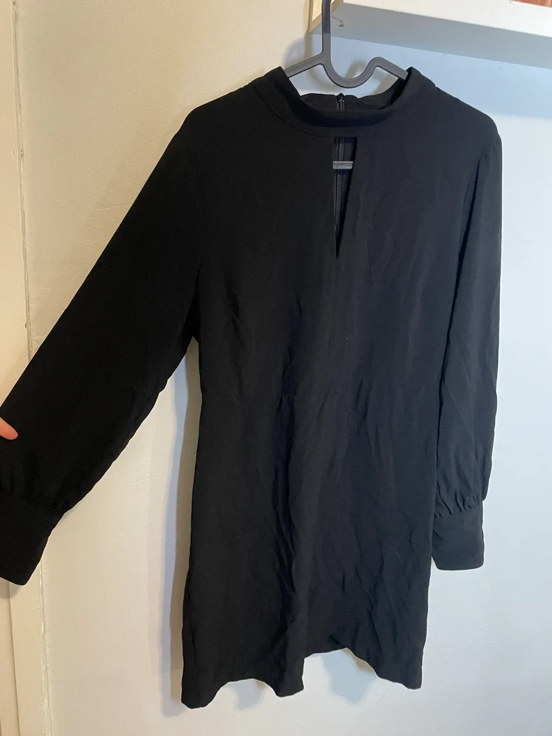 Banana Republic Black Dress - Size 6 Petite thumbnail