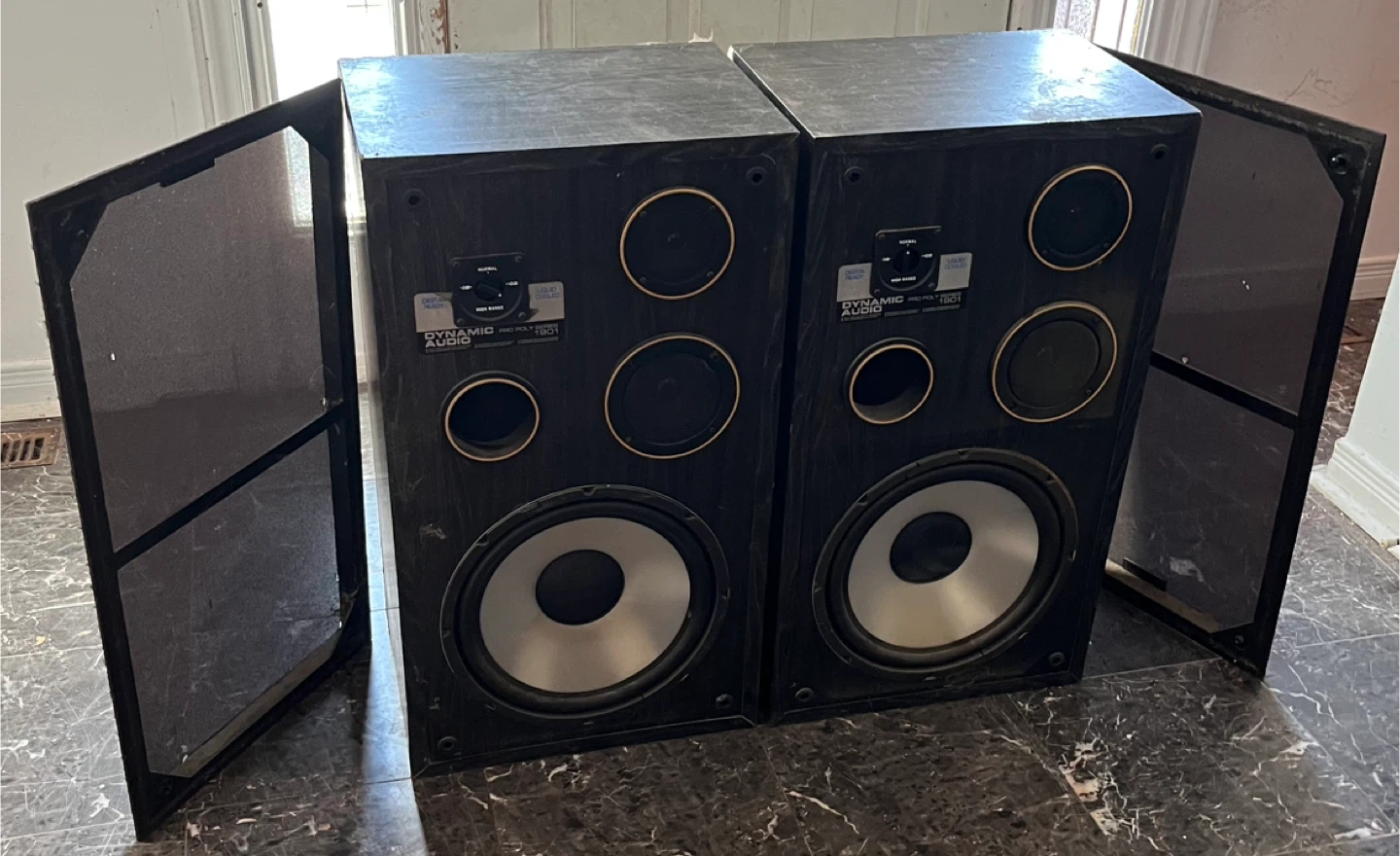Big Music Speakers (Read Ad)