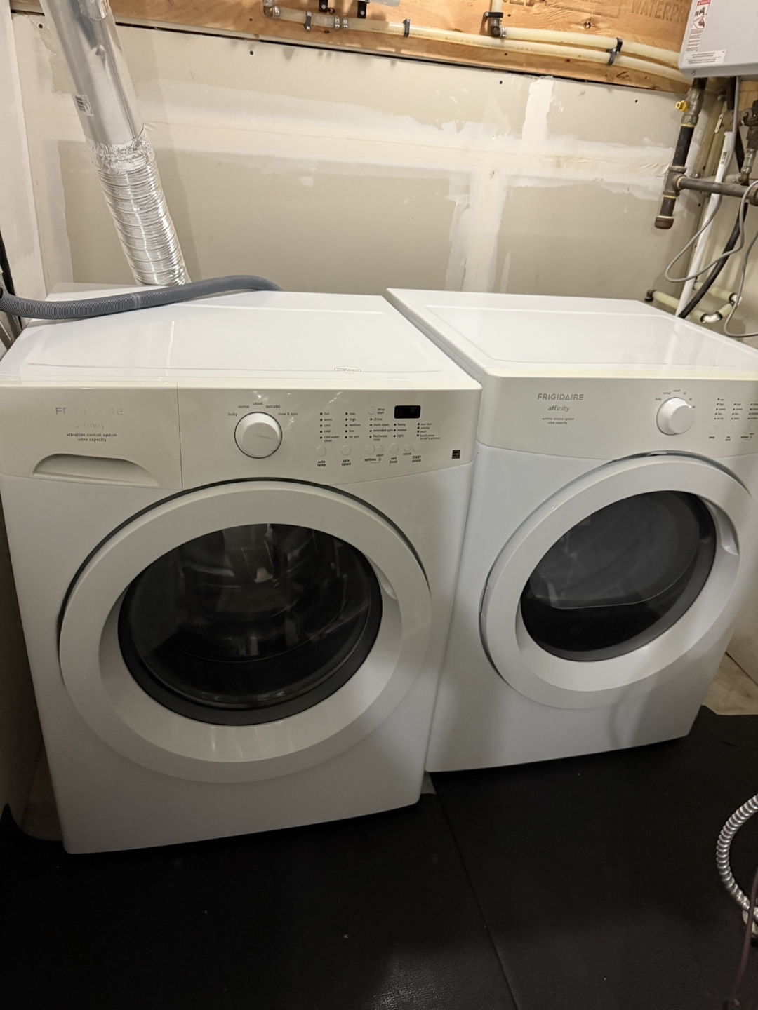 Frigidaire Affinity Dryer