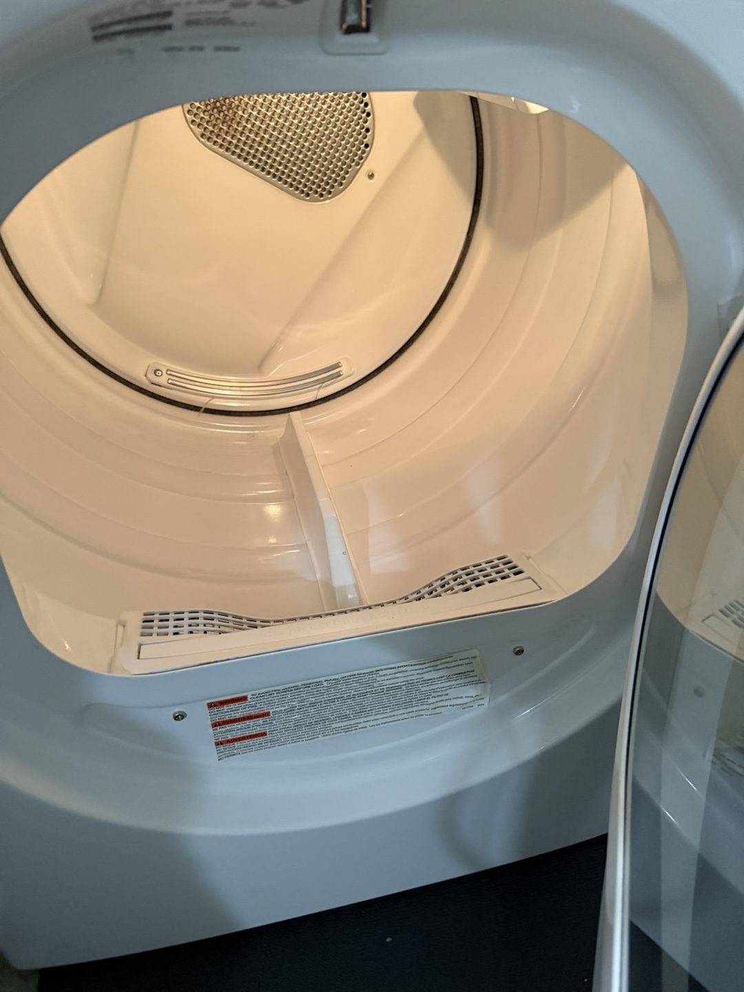Frigidaire Affinity Dryer - photo 3