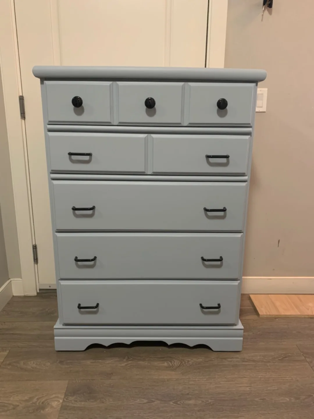 Tall dresser thumbnail