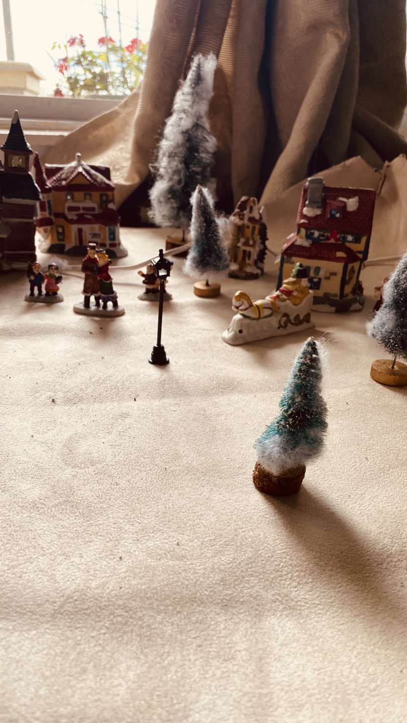 Christmas Village Decoration - photo 4
