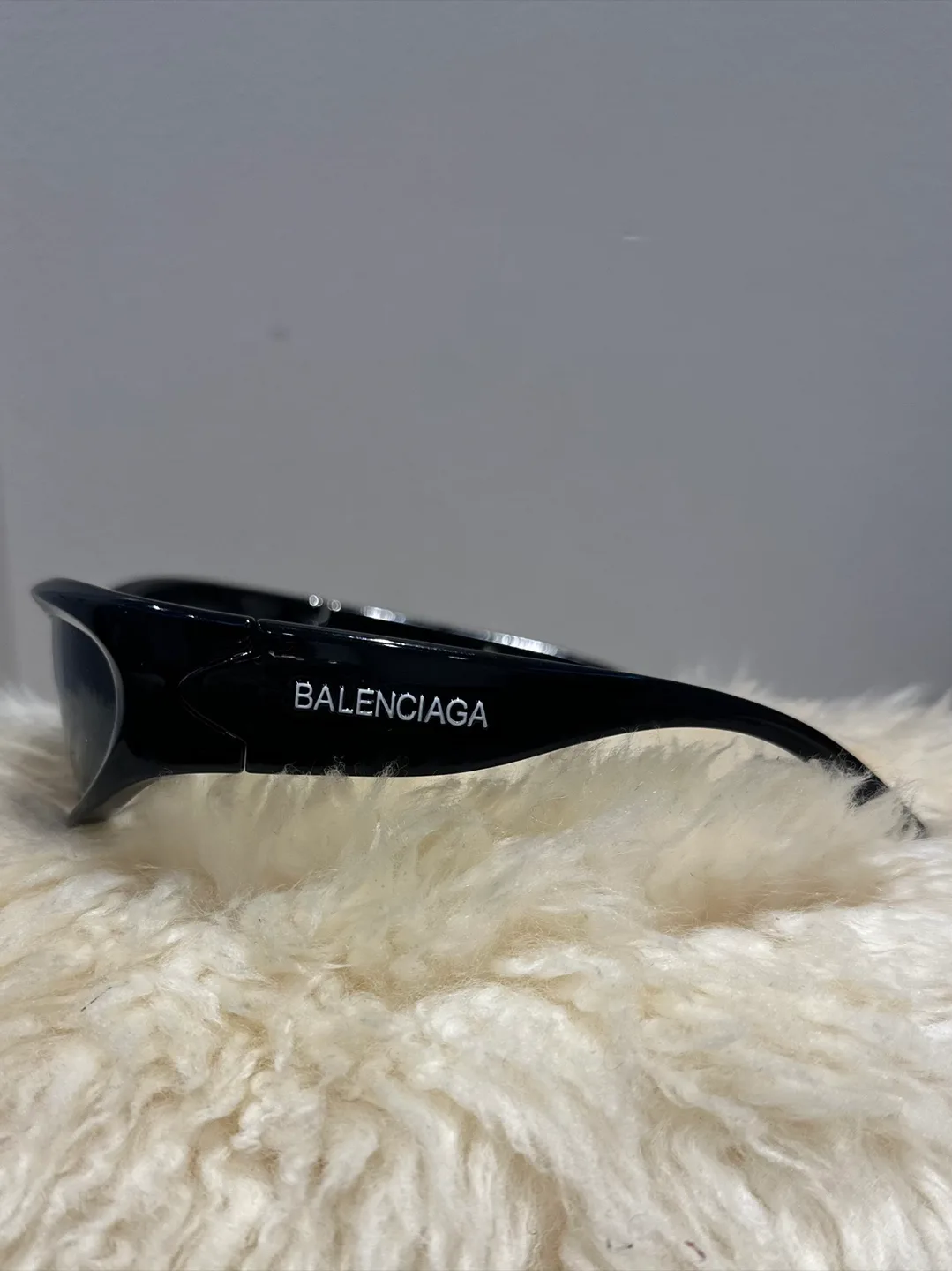 Balenciaga Black Sunglasses image indicator(2)