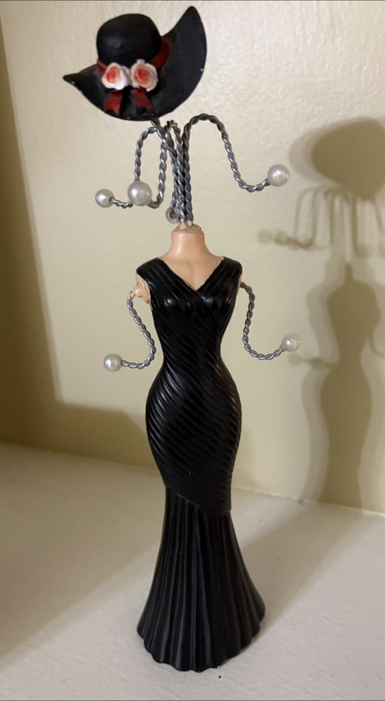 Vintage Jewelry Figurine with Hat