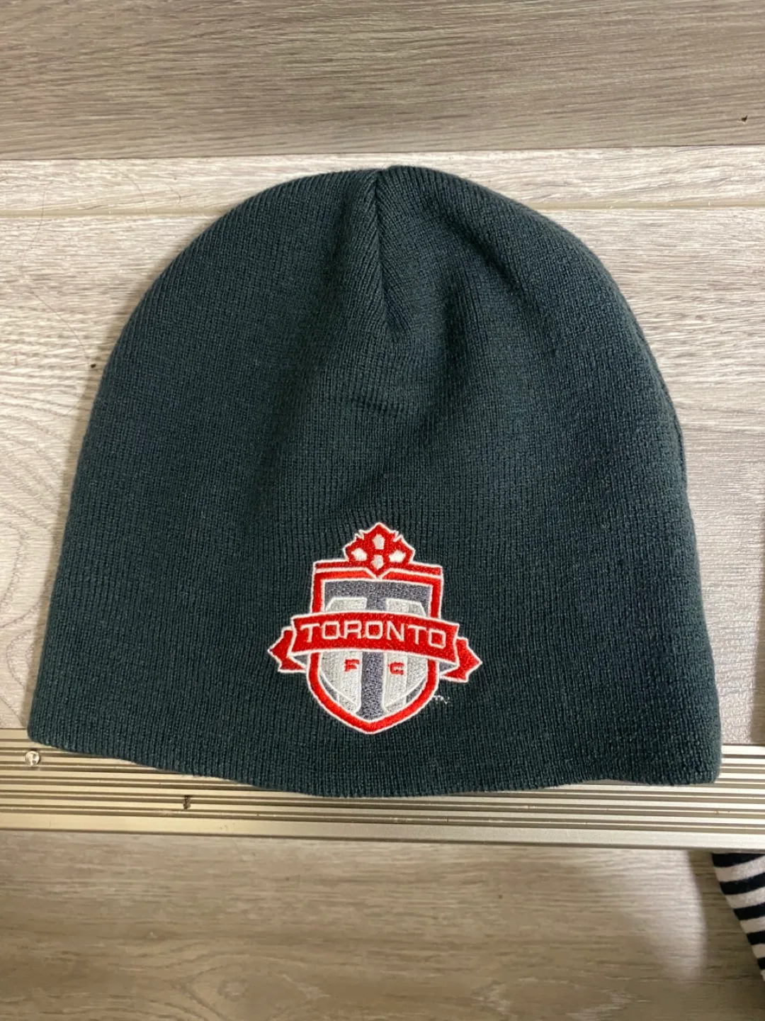 Toronto FC Beanie KIDS thumbnail