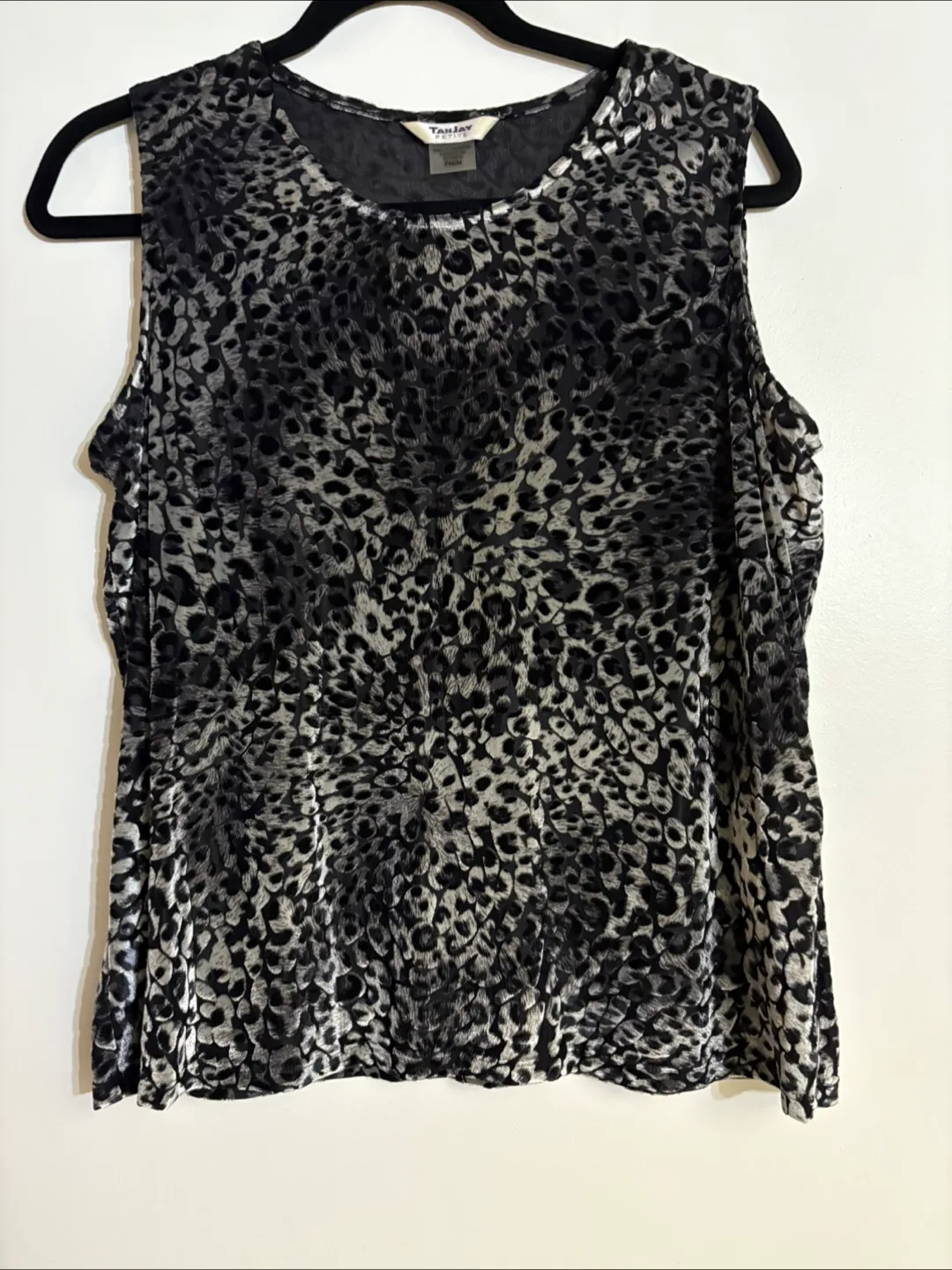Tanjay Petite Sleeveless Top - Size P/M thumbnail
