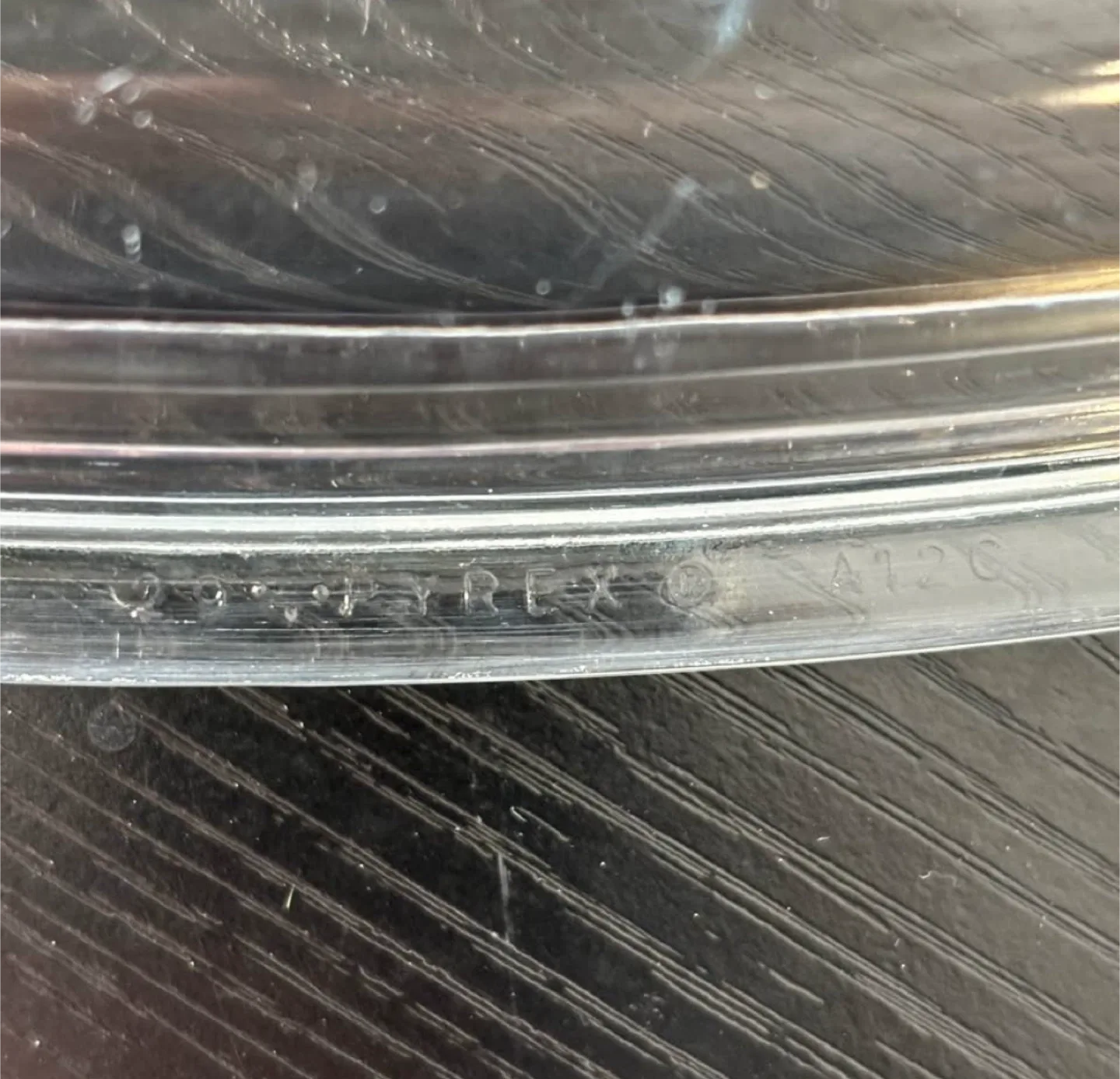 Pyrex Casserole Dishes with Iris Design image indicator(4)
