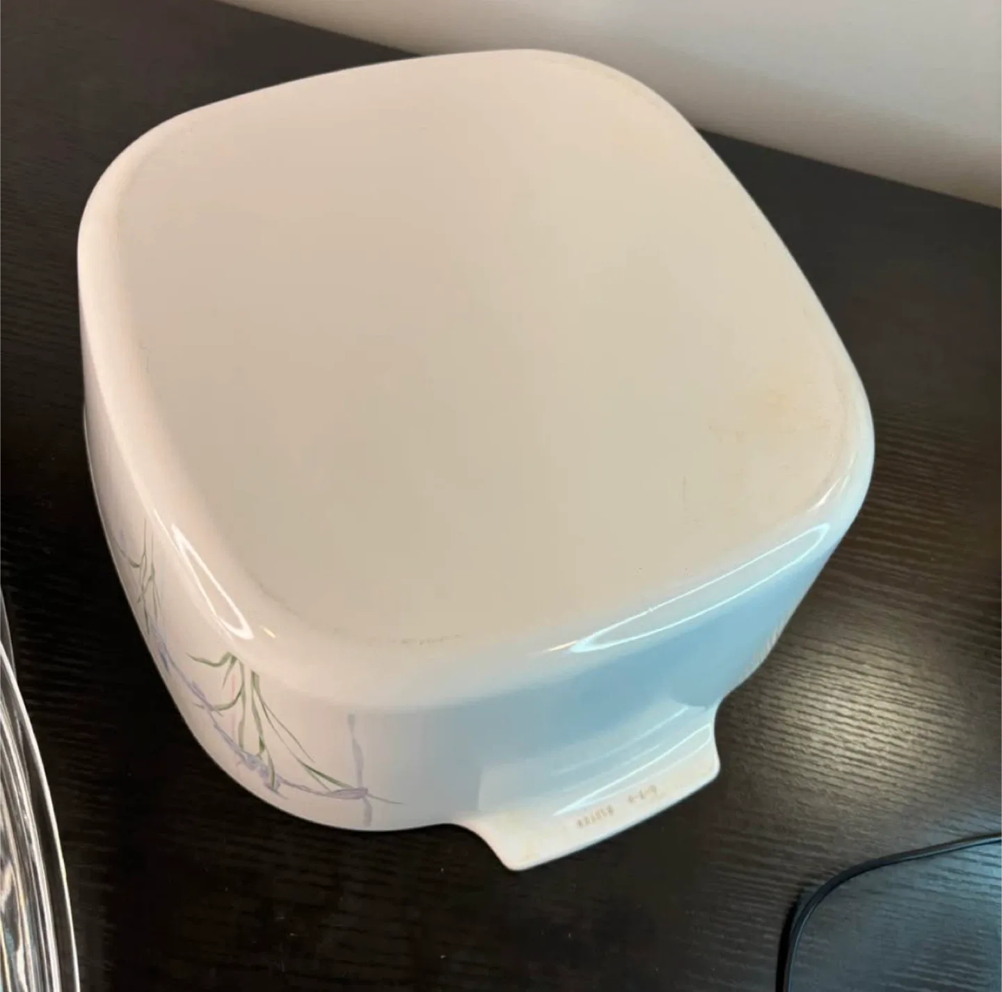 Pyrex Casserole Dishes with Iris Design image indicator(9)