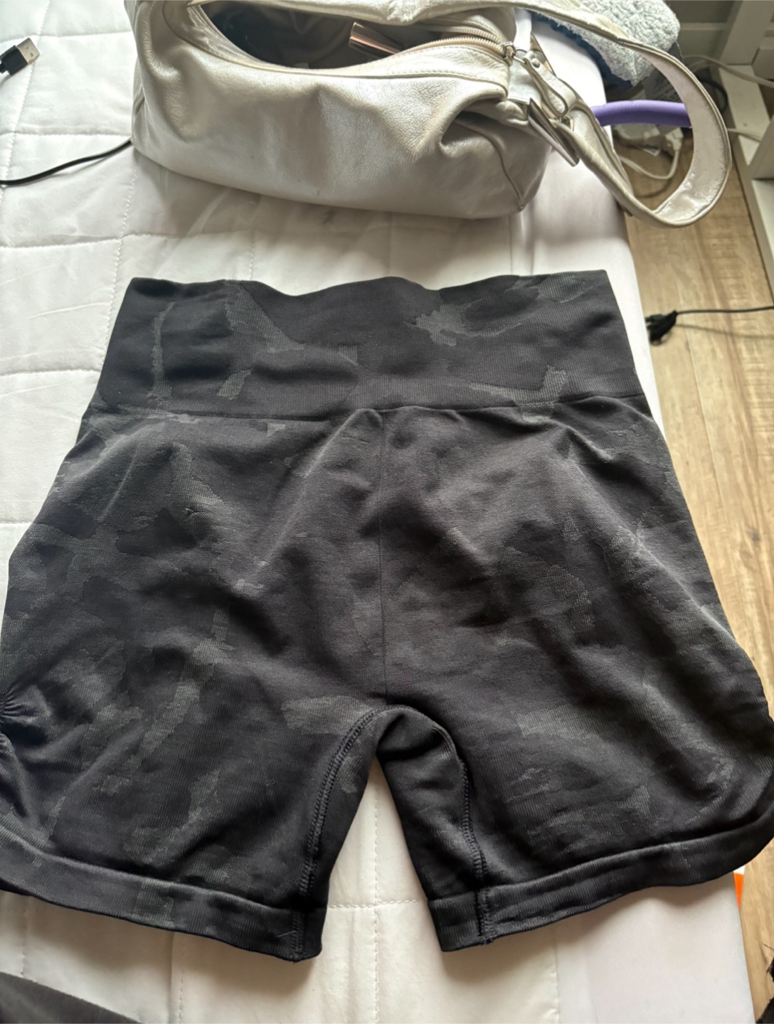 Gymshark Camo Seamless Shorts - Size Small - photo 2