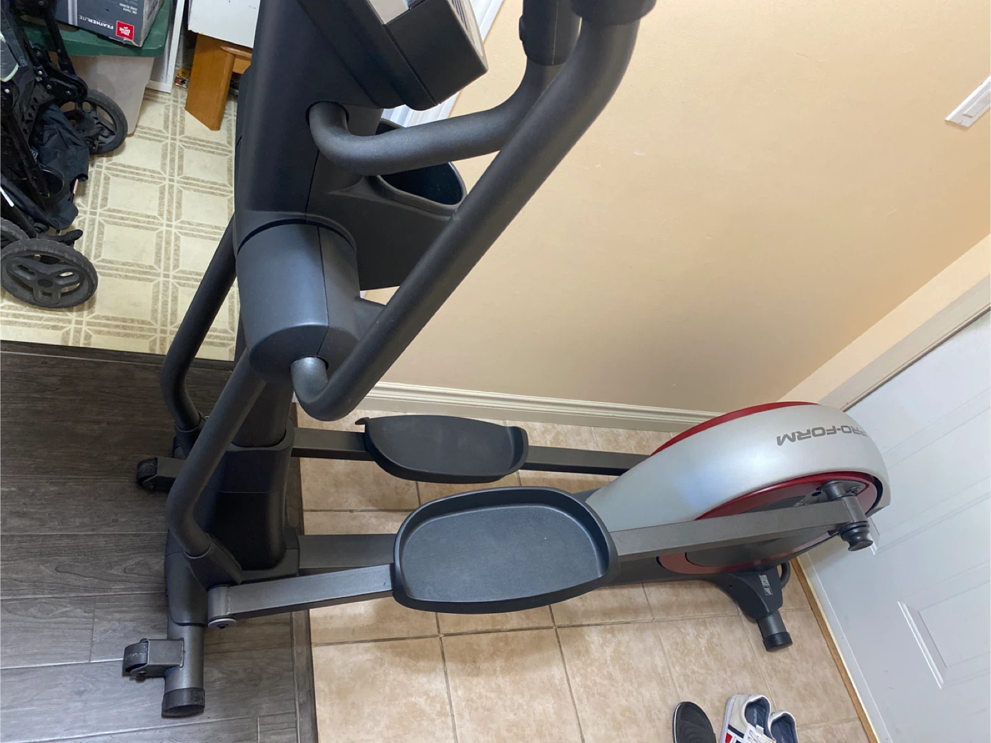 Pro-Form Elliptical Machine - Great Condition! - photo 2
