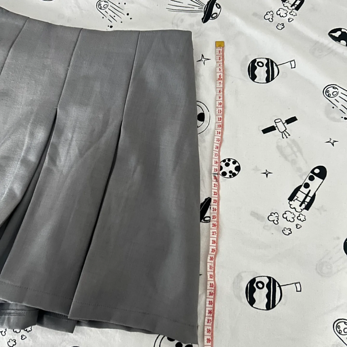 Dazy Grey Pleated Skirt - Size M image indicator(5)
