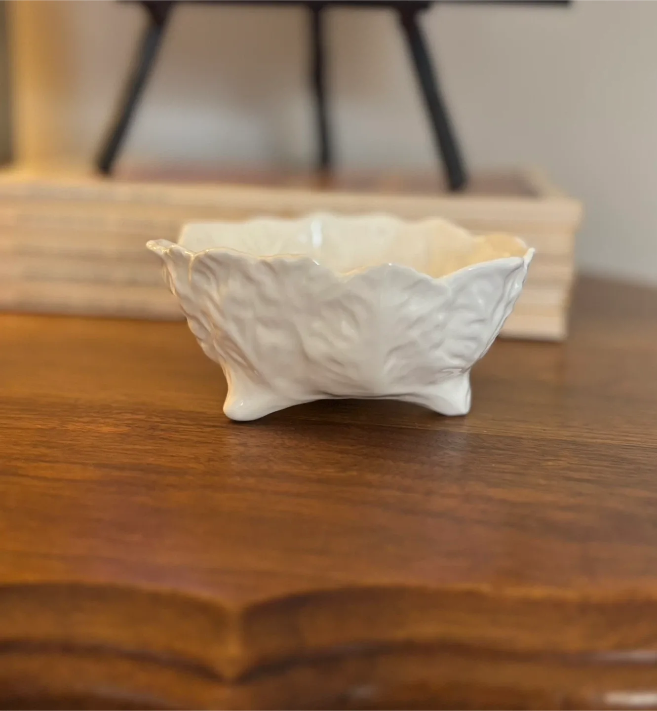 Coalport Countryware cabbage leaf footed open sugar bowl. image indicator(4)