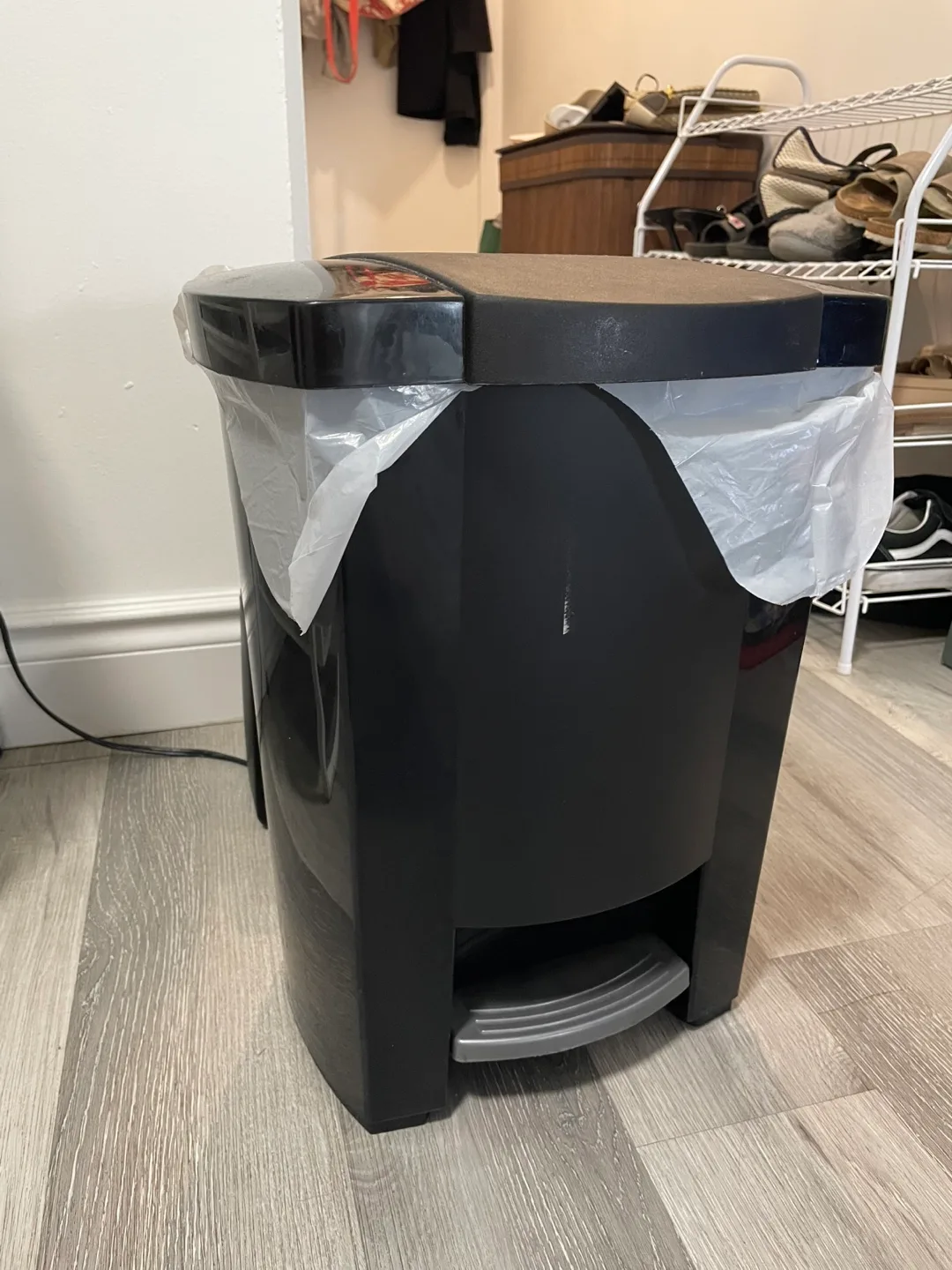 Black Step-On Trash Can thumbnail