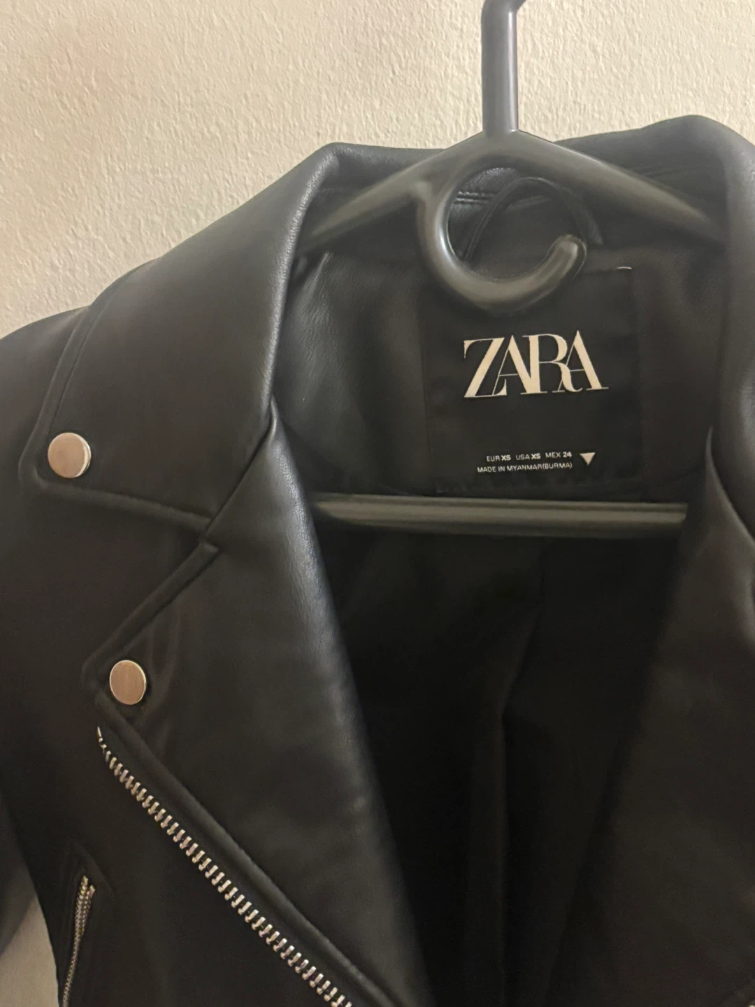 Zara Black Leather Jacket - XS - photo 3