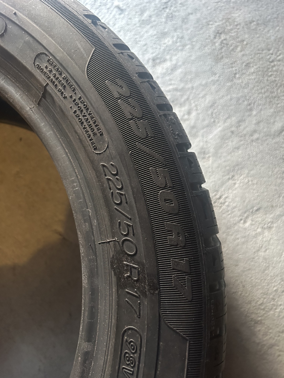 Michelin Pilot Alpin 225/50R17 Tire - photo 4