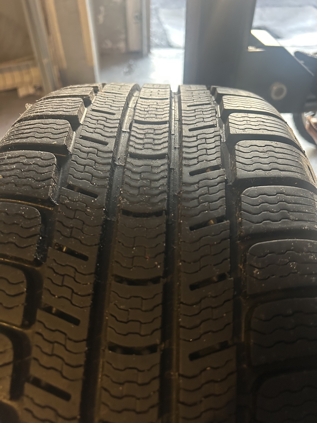 Michelin Pilot Alpin 225/50R17 Tire - photo 3