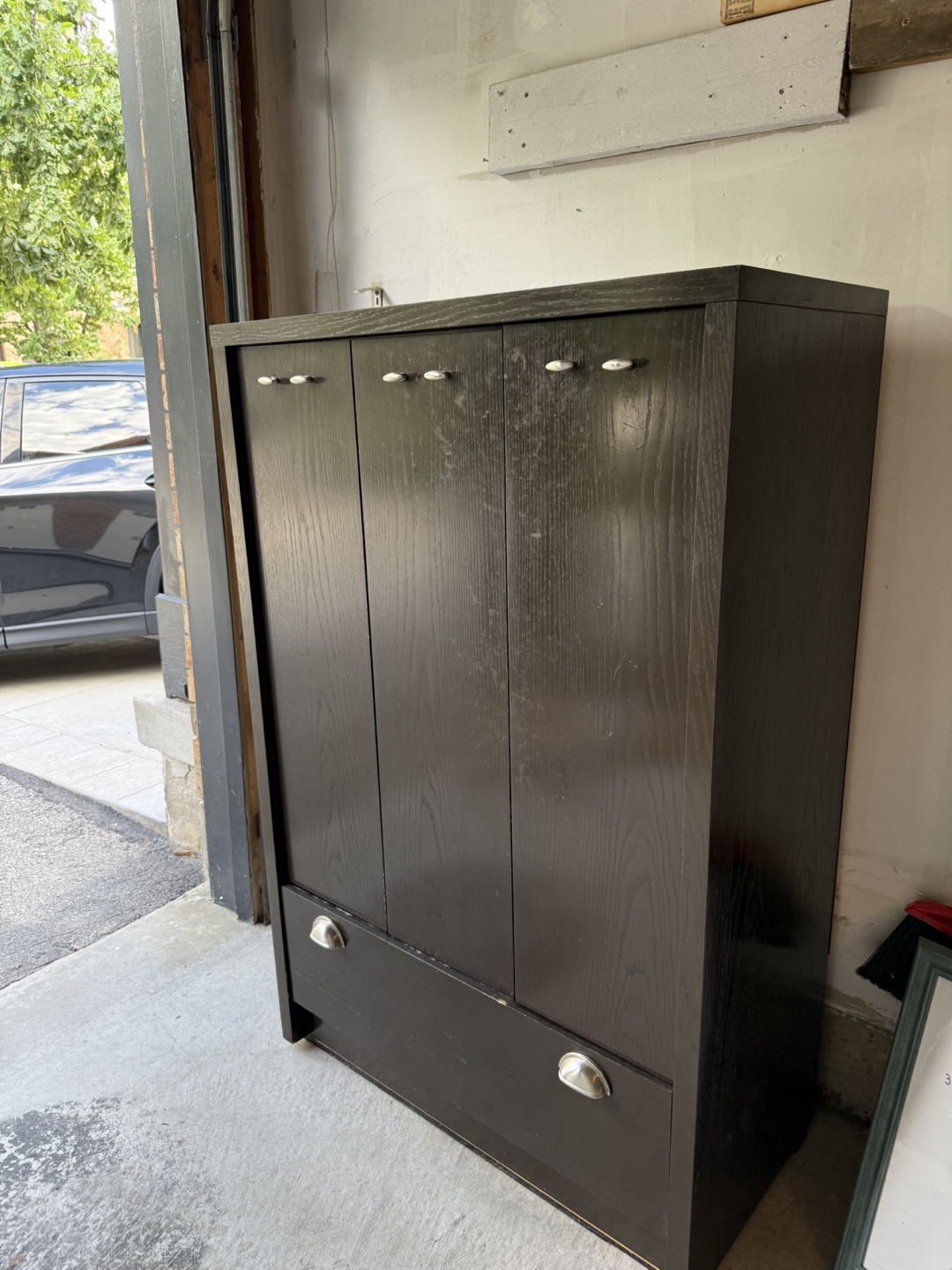 Dark Brown Wooden Cabinet - 138cm x 88cm x 45cm - photo 2