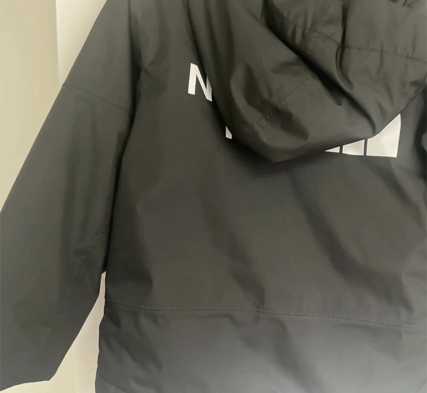 The North Face Boys' Jacket - Size XS (6) image indicator(3)
