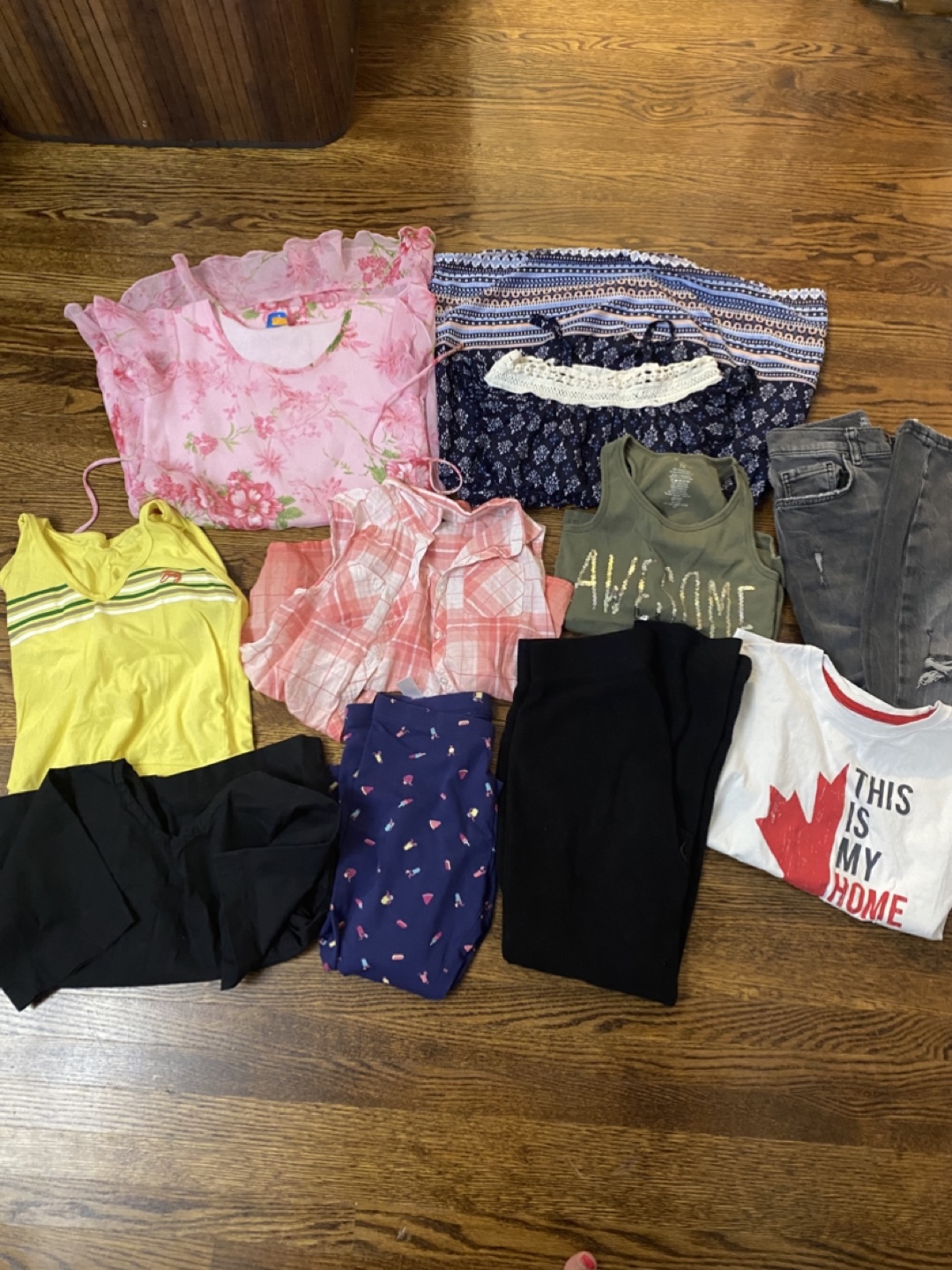 40+pc Girls Clothing Lot - sz 8-12 - photo 5