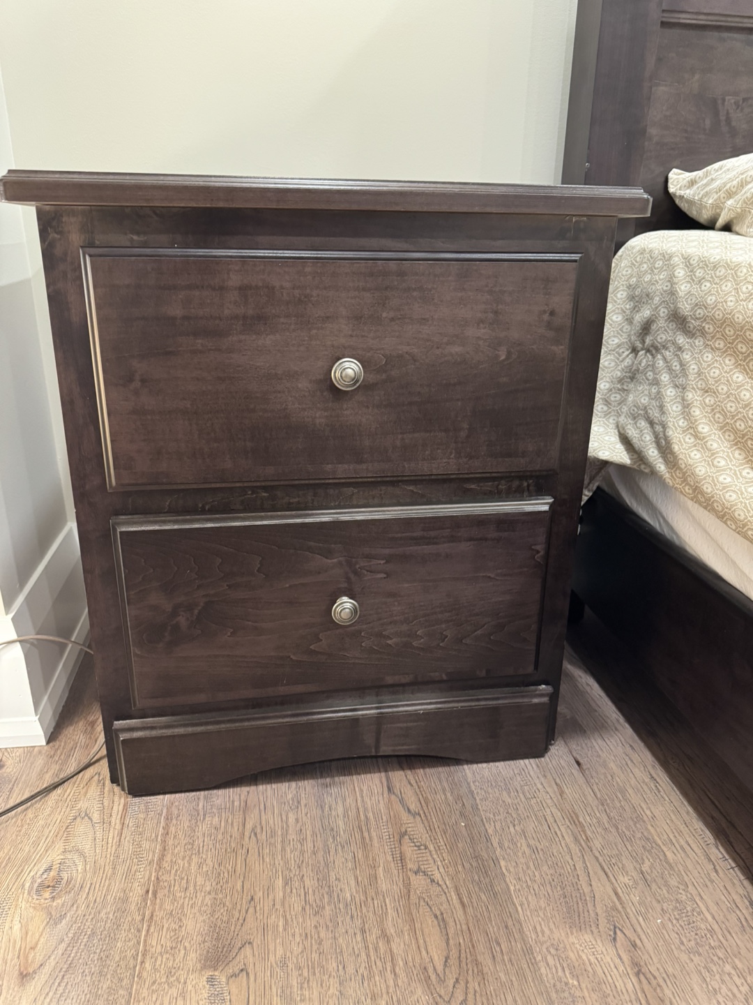 Dark Wood Queen Size Bed Frame, mattress and night tables. - photo 2