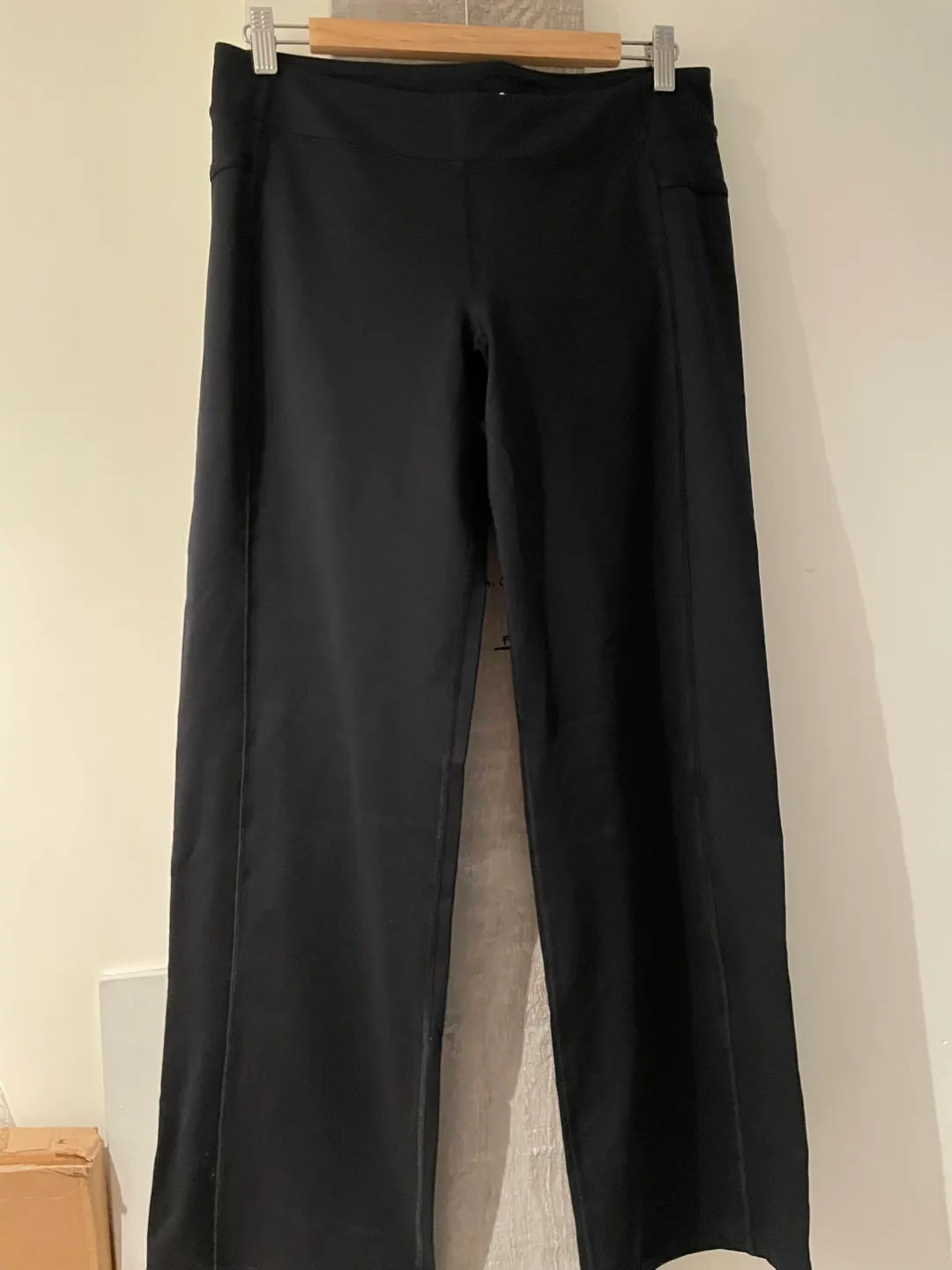 Lululemon Black Wide Leg Pants - Size 8 thumbnail