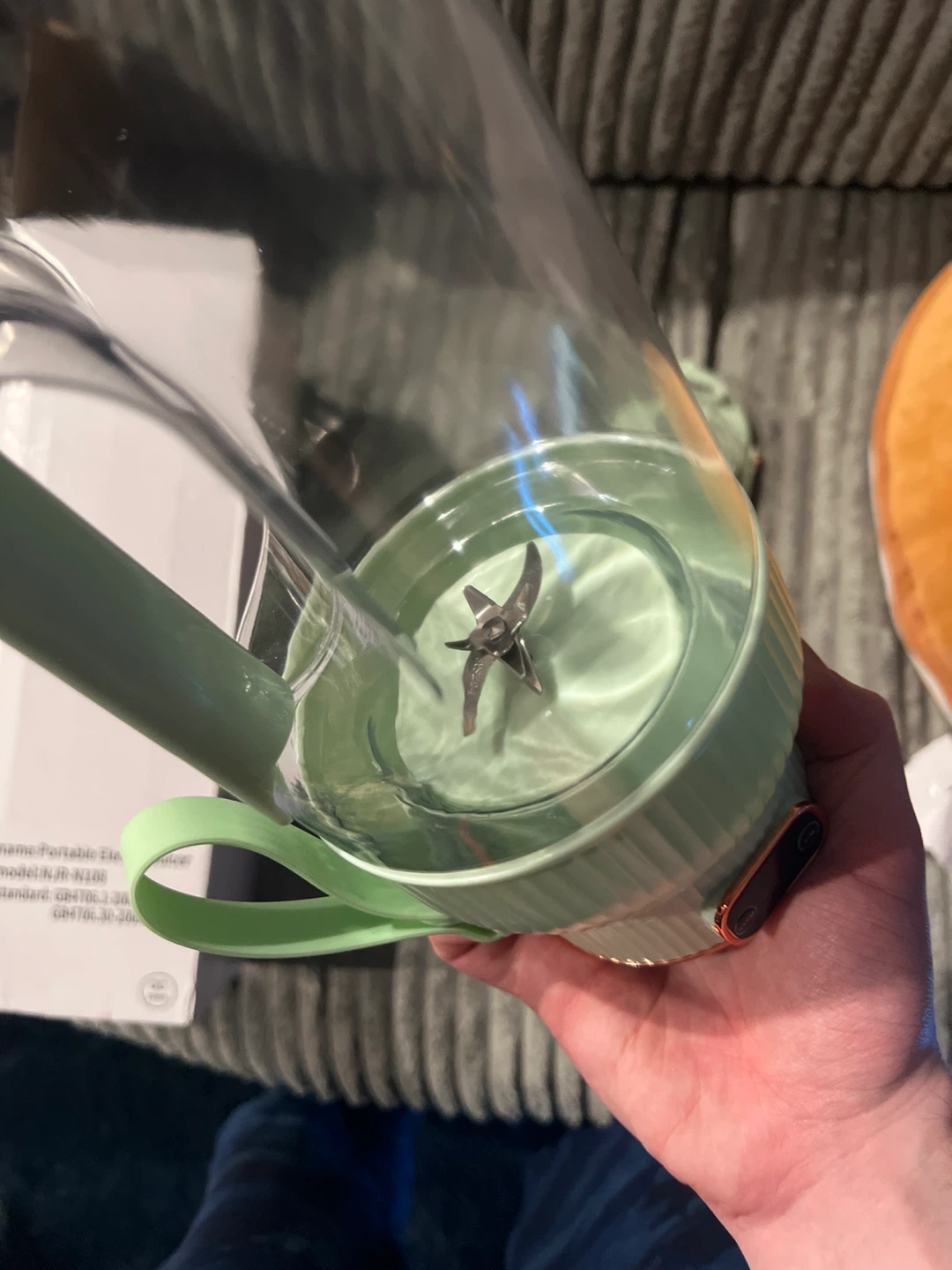 Free - must go by Friday! Portable Electric Juicer - photo 2