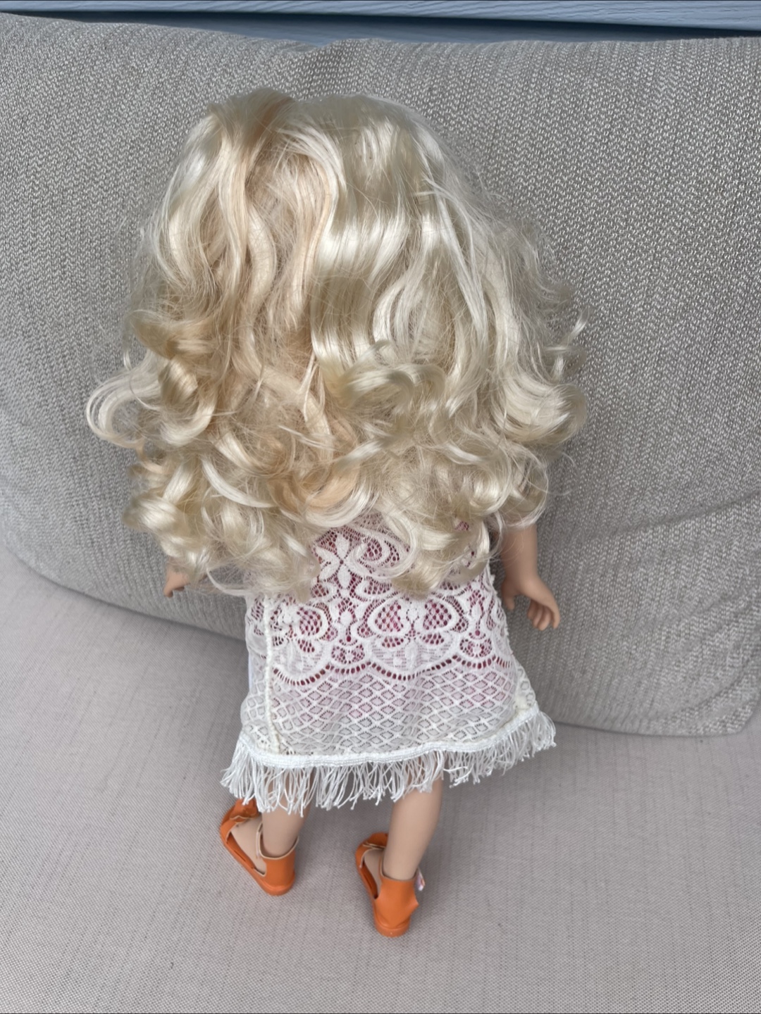 Blonde Hair Doll with Clothes - photo 2