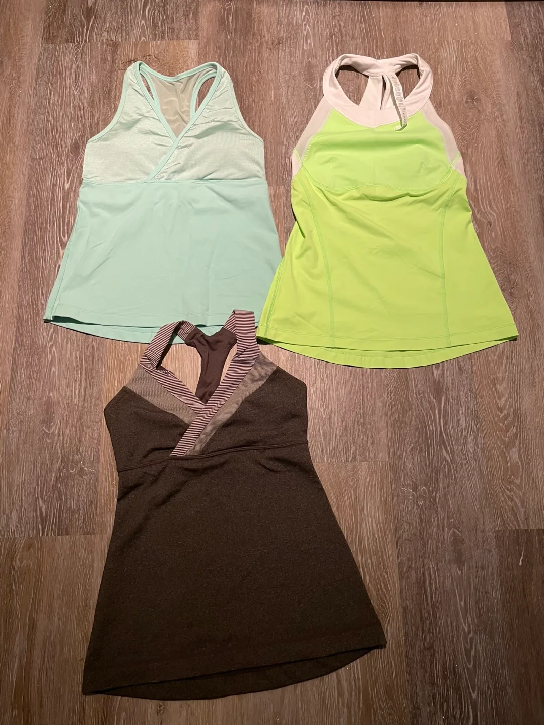 Lululemon Athletica Tank Tops - Size 6 thumbnail