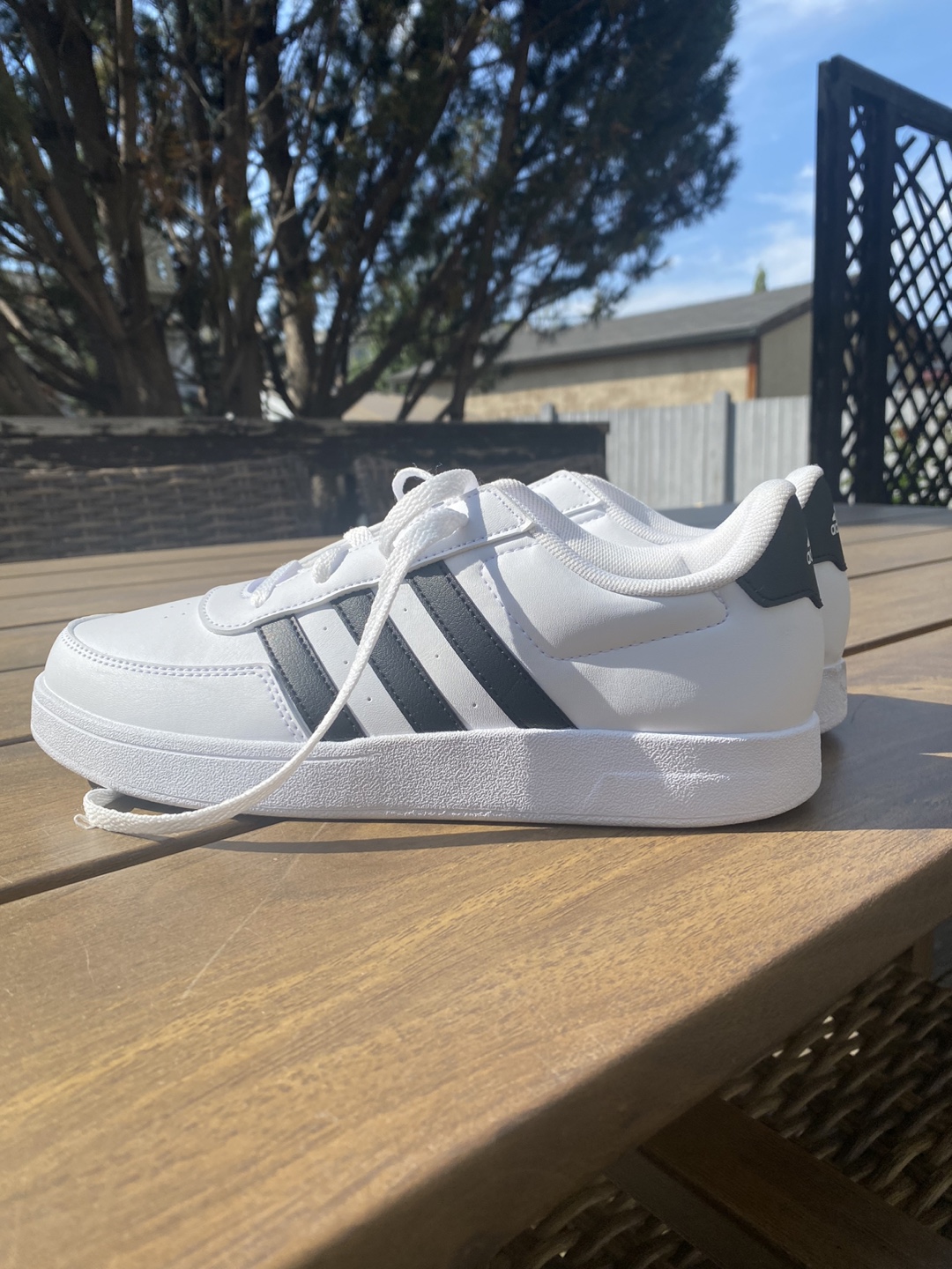 Adidas Breaknet Lifestyle Court Youth Shoes – Size 6 - photo 3