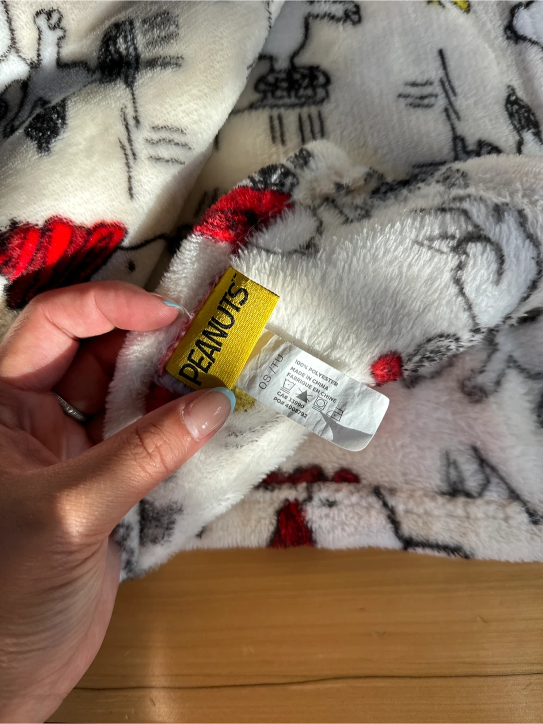 Peanuts Snoopy Throw Blanket - photo 2