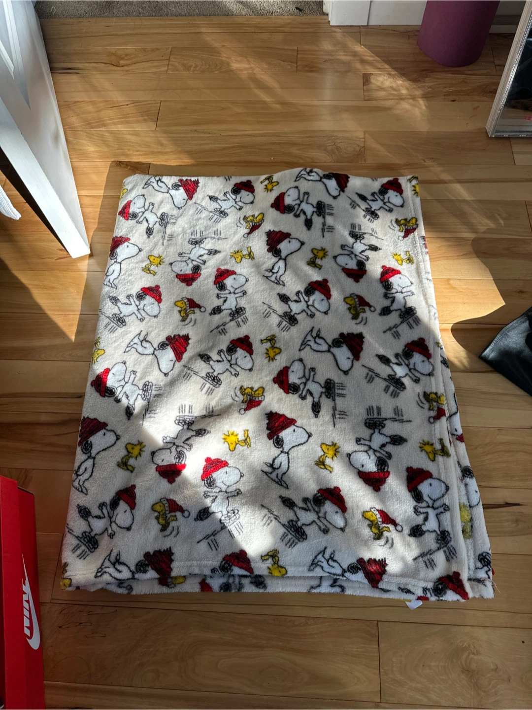 Peanuts Snoopy Throw Blanket