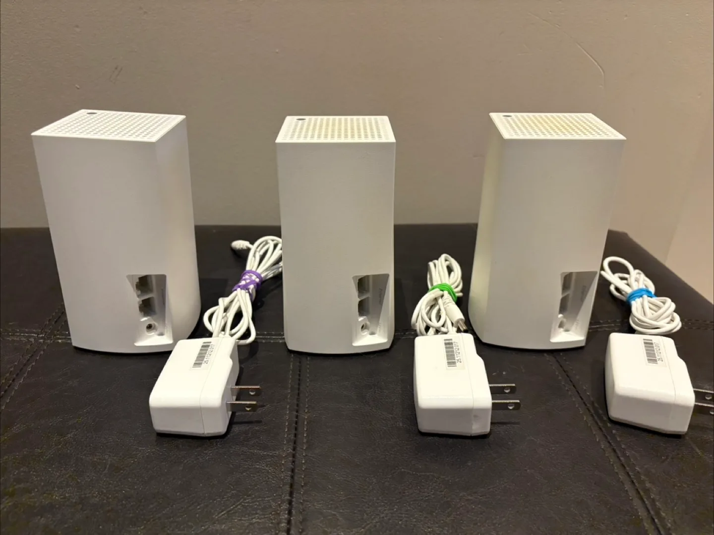 Linksys Velop WHW01 WiFi Mesh System (3-Pack) image indicator(3)