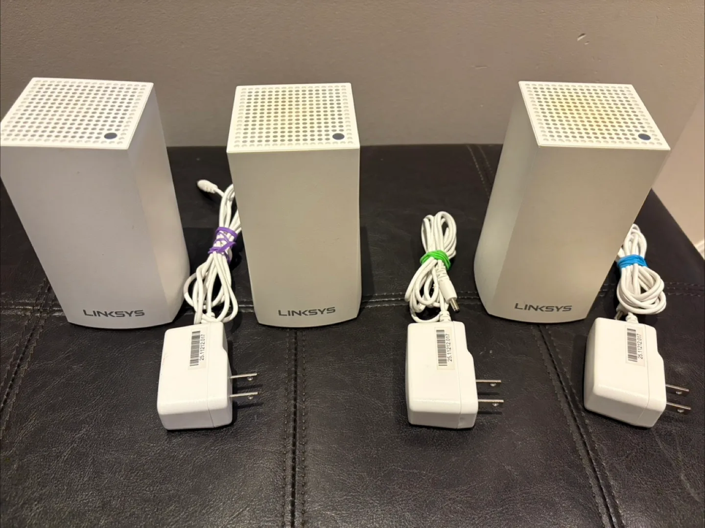 Linksys Velop WHW01 WiFi Mesh System (3-Pack) thumbnail