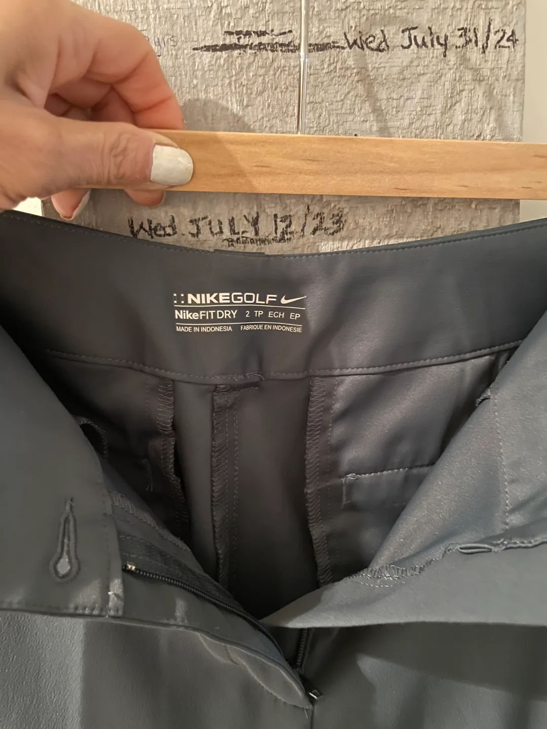 Nike Golf Dri-FIT Women's Pants Size 2 image indicator(3)