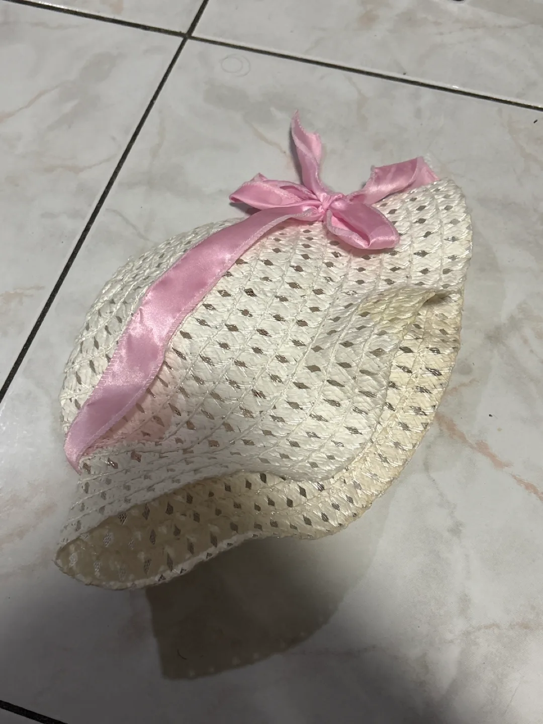 Cream Sun Hat with Pink Ribbon thumbnail