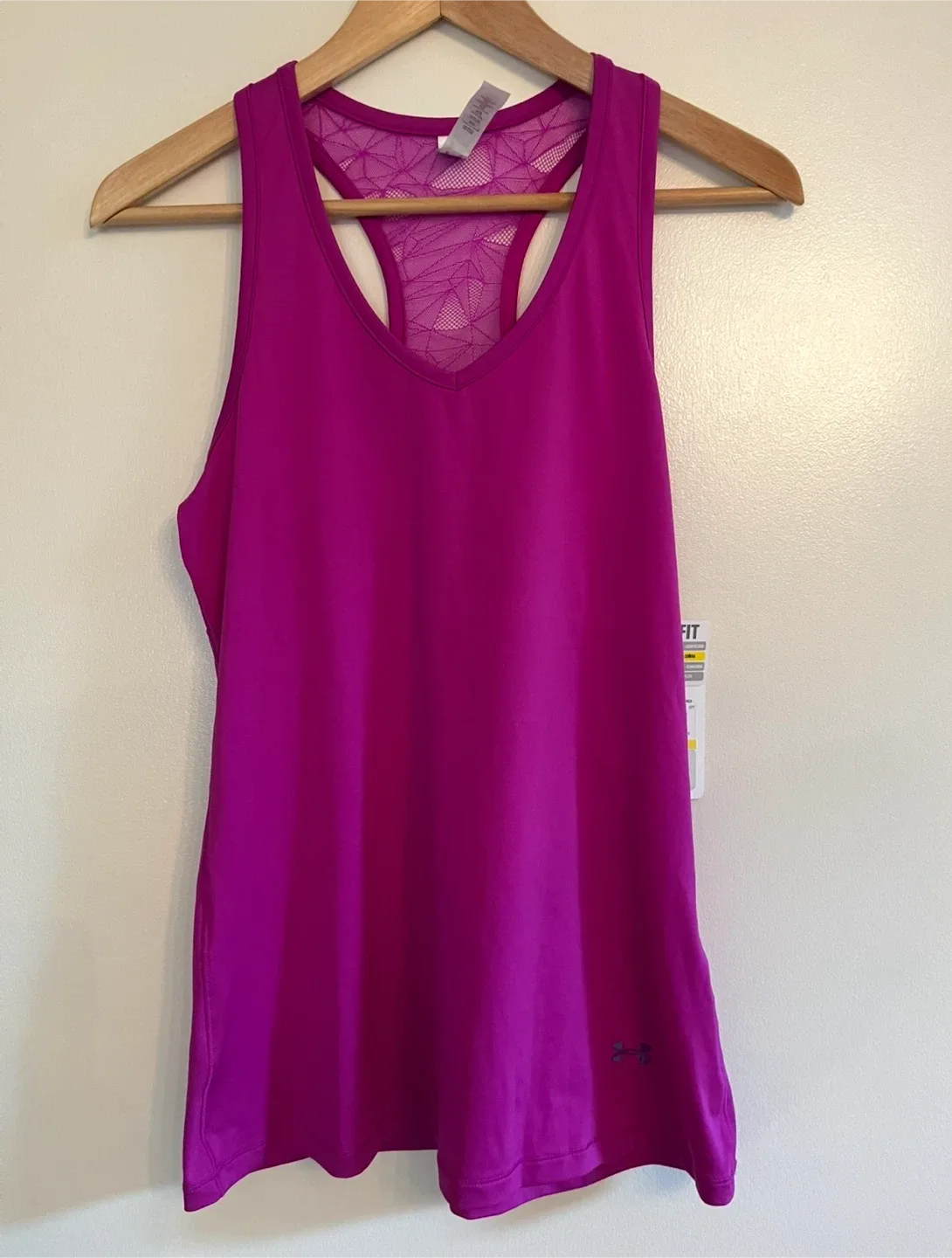 Under Armour HeatGear Tank Top - New With Tags image indicator(2)